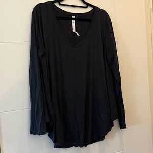 Lululemon long sleeve top